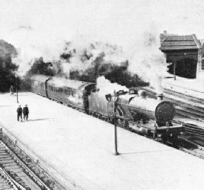 Steaming south from Perth Station