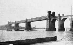 THE RUNCORN BRIDGE OVER THE RIVER MERSEY