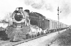 THE CORDOBA-BUENOS AIRES EXPRESS at speed