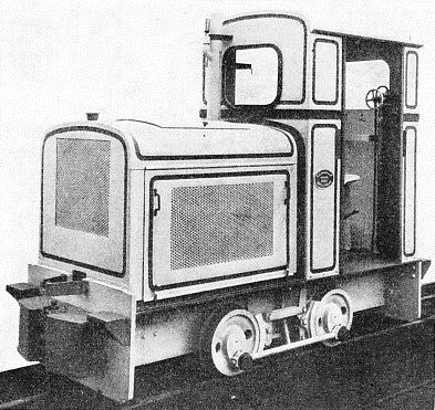 This small Diesel locomotive weighs 4½ tons