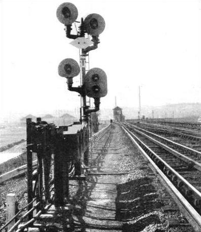 Up-to-date signalling on the electric suburban lines of the LMS