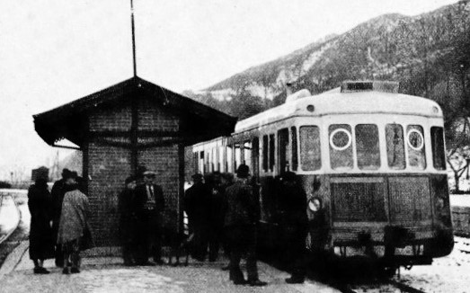 AUTO RAIL-CAR. Used extensively on the smaller lines in France