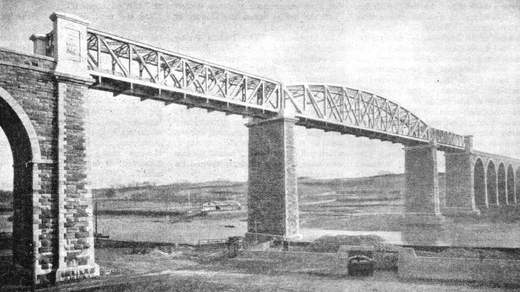 THE BOYNE VIADUCT, DROGHEDA