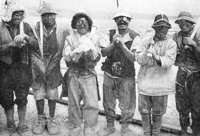 A group of gangers who are compelled to wear goggles to protect their eyes against the constant sandstorms