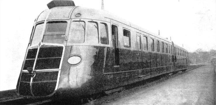 THE RENAULT STREAMLINED EXPRESS, operating on the Paris-Caen route