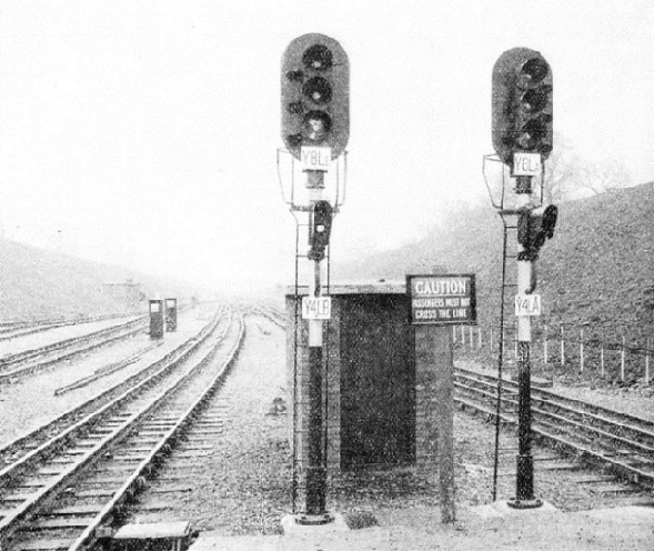 Remarkably interesting colour light signals at Stanmore