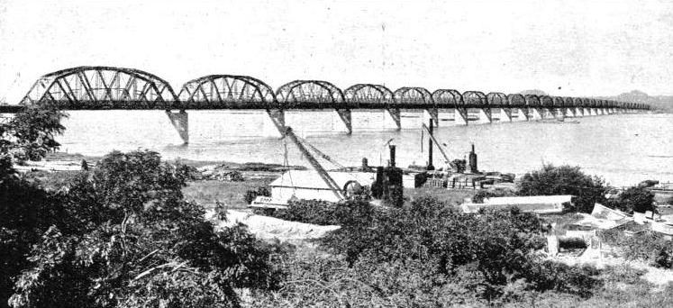 THE WORLD'S LONGEST RAILWAY BRIDGE - the Lower Zambesi