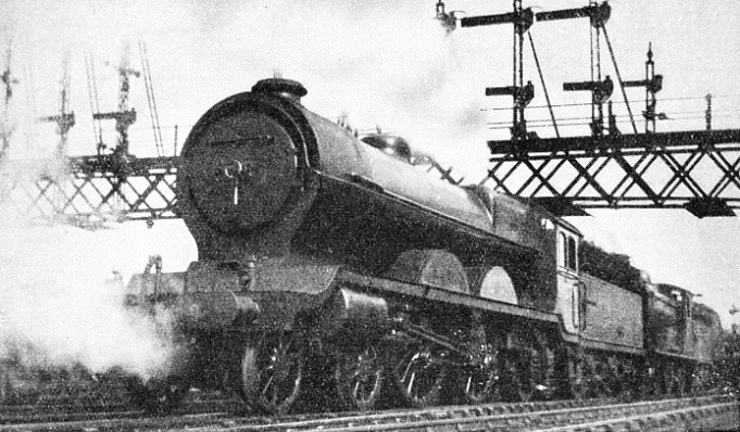 THE EDINBURGH EXPRESS leaving Aberdeen