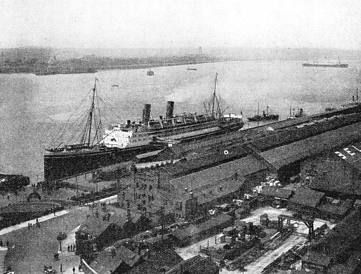 THE RIVERSIDE STATION and landing stage at Liverpool