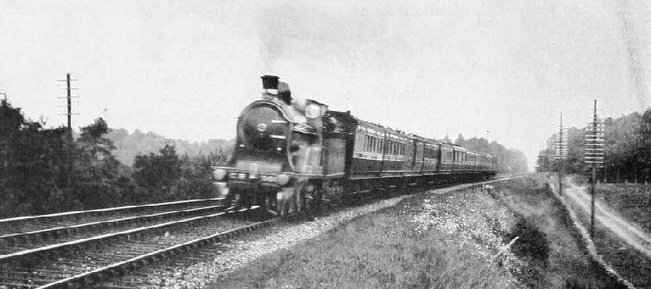 THE 10 AM GLASGOW-CARLISLE EXPRESS AT CRAWFORD